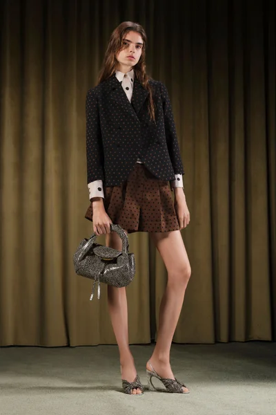 Look 7